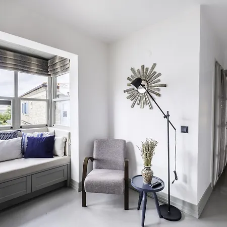 Ξενοδοχείο Alle *